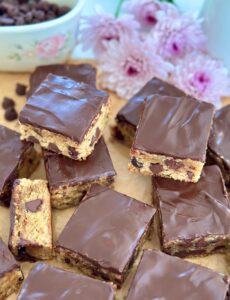 Peanut Butter Chocolate Chip Bars by Mari Vasseur