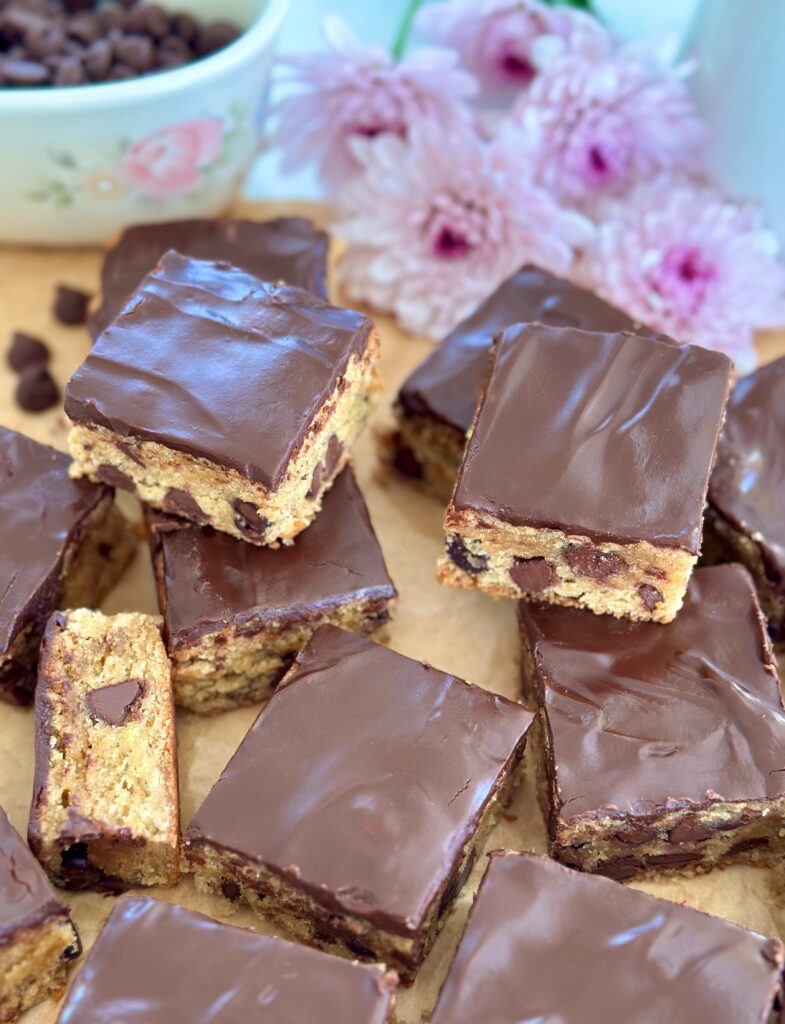 Peanut Butter Chocolate Chip Bars by Mari Vasseur