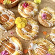 Easy Apricot Pastries